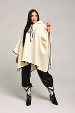 Ruana Capucha Modelo 1 - Imagen 8